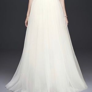 David’s Bridal -TULLE BALL GOWN WEDDING SKIRT